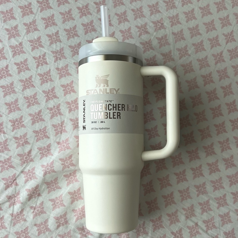 Cream Stanley 30oz Tumbler